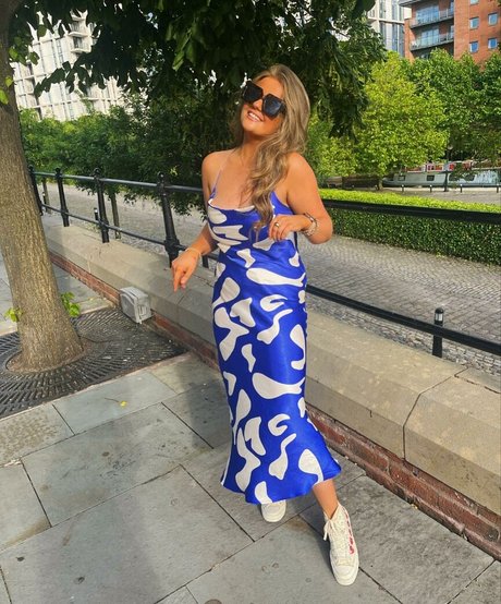 Emily Mather schöne perfekte archiv