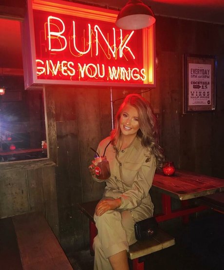 Emily Mather beste nette galerie