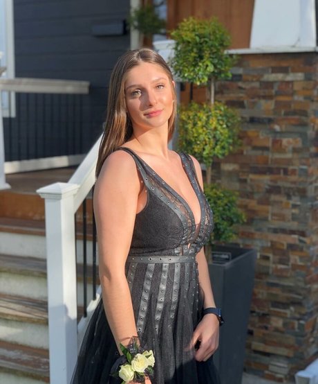 Efiyenia Stavropoulos hd heiße bilder