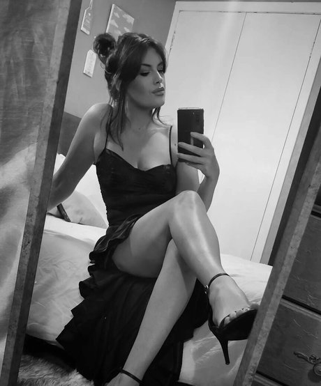 brünette onlyfans erwachsene hd galerie