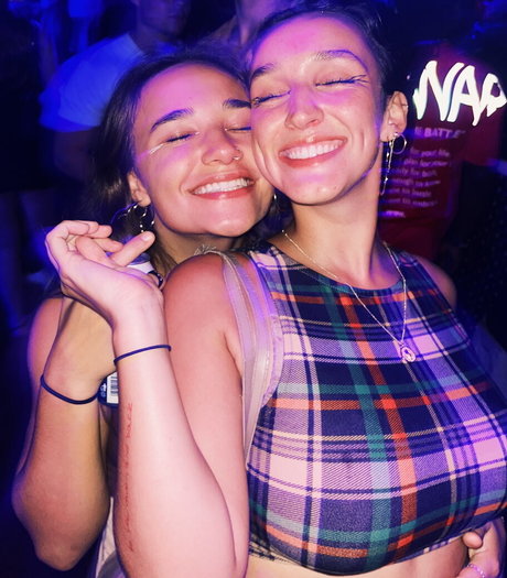 nackte rothaarige onlyfans heiße schöne galerie