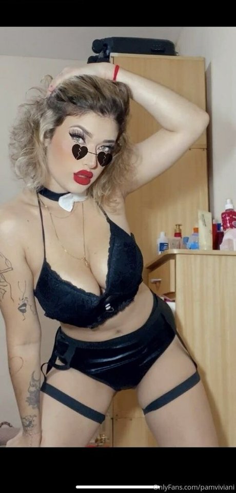 Pamviviani hübsche heiße bild