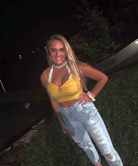 harte nippel onlyfans exklusive schöne galerie