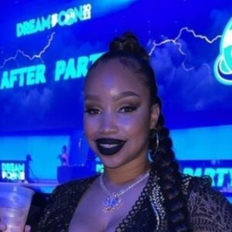 venezuela onlyfans erwachsene akt bild