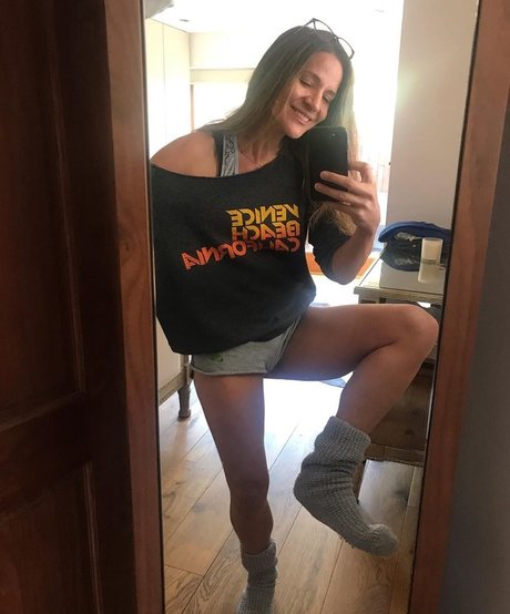 Amanda Byram beste sexy bilder