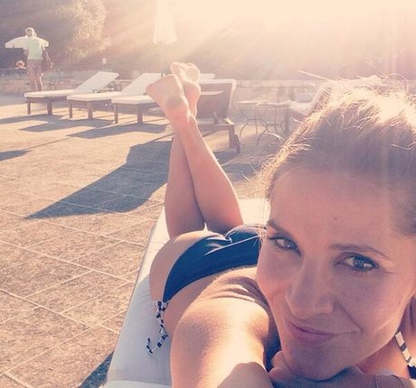 Amanda Byram sexy nackte galerien