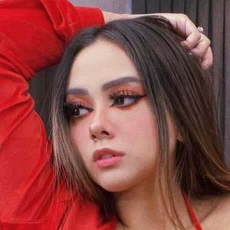 Ama Blitz pornostar schöne archiv