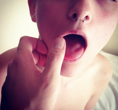 Insuh Yoon pornostar heiße archiv