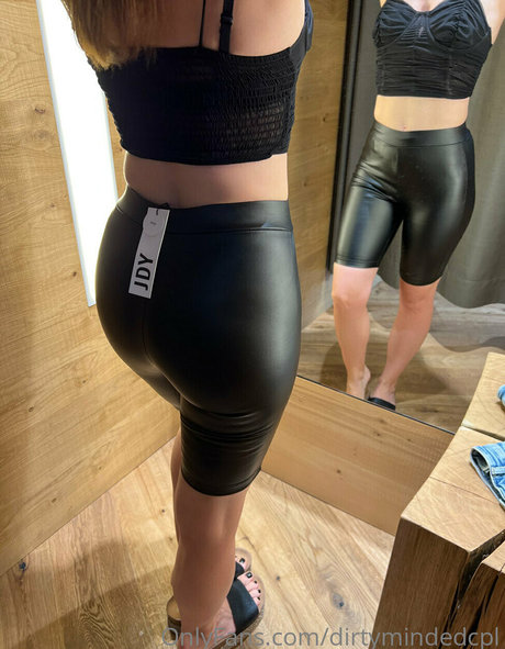 DirtyMindedCPL hd sex fotos