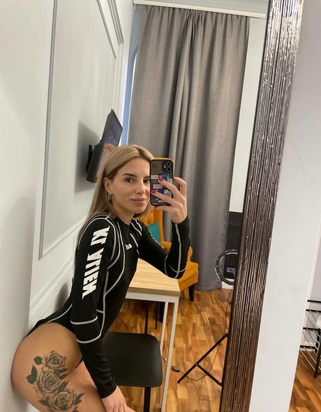 Kris Blow schöne sex fotos