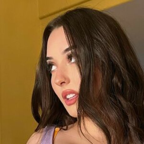 Gia Sinclaire erwachsene kunst galerien