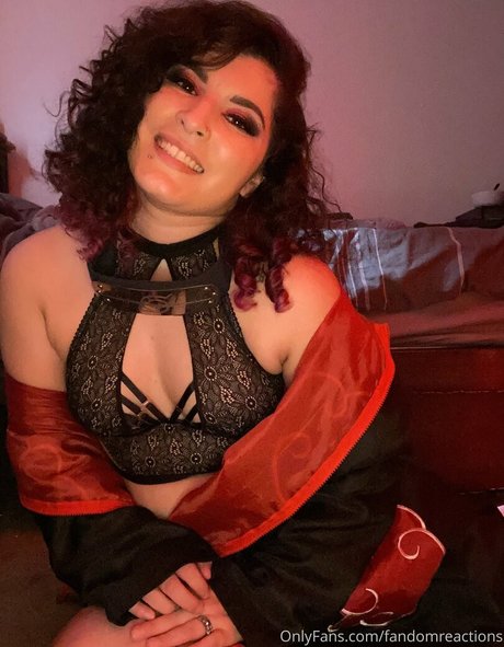 kurvige ebenholz-onlyfans xxx nackten foto