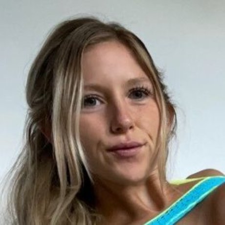 asiatische unterwürfige onlyfans porno nacktheit foto