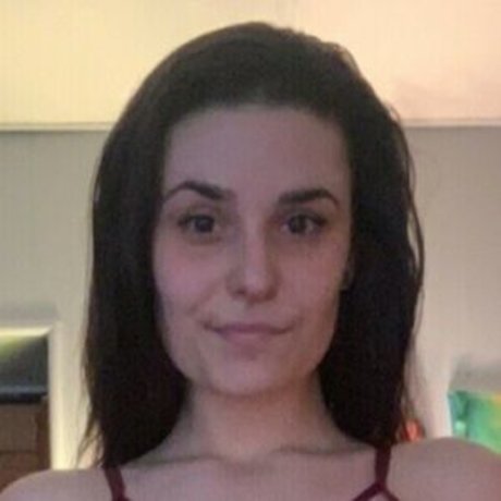 Pbndnellyyy model top bild