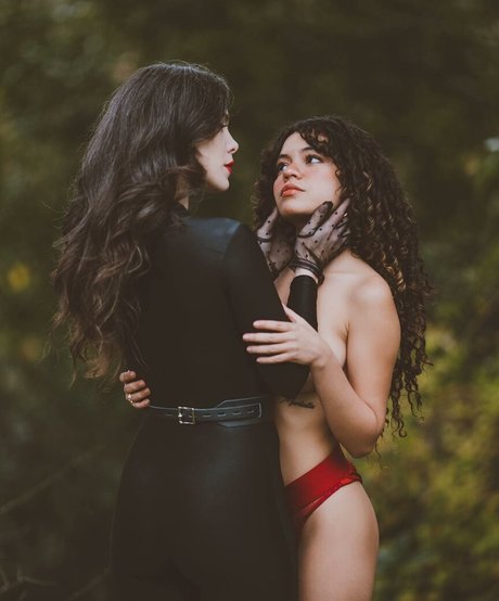 Nicole Vaunt pornostar exklusive fotos