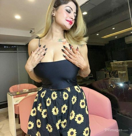 Suhaani Laskar xxx nackten bilder