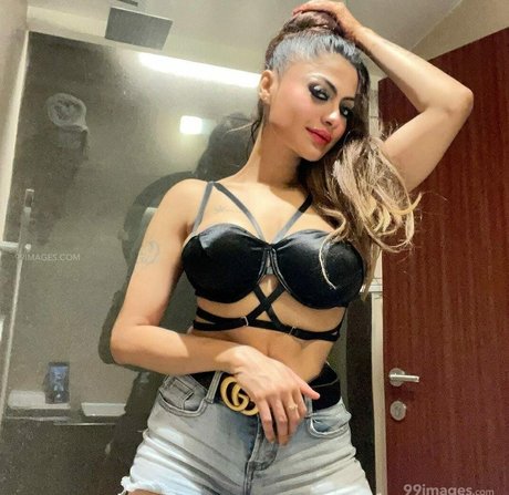 Suhaani Laskar porno nacktheit foto