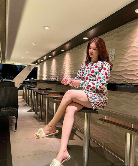 Bhavika Sharma schöne beste archiv