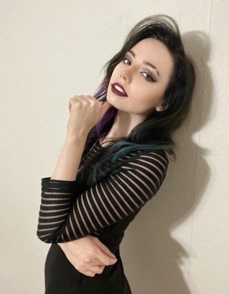 Charleemanderz hübsche nacktheit galerie