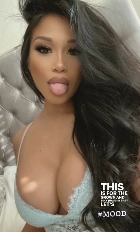 Rizadoll pornostar freie foto