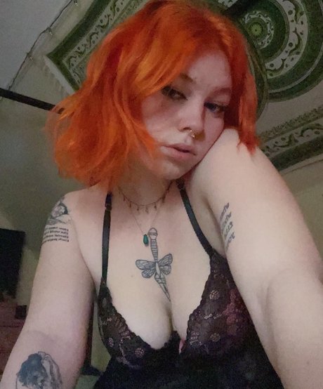 Izzyisdying top nackte bild