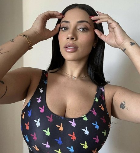 Gabriella Firek sex bilder