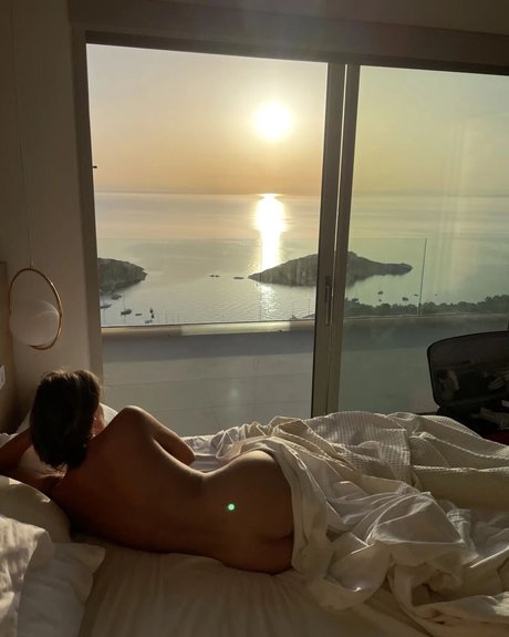 bang onlyfans hübsche nackte foto