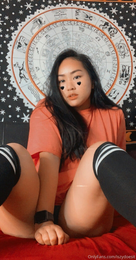 Iszydoesit nackt xxx galerie