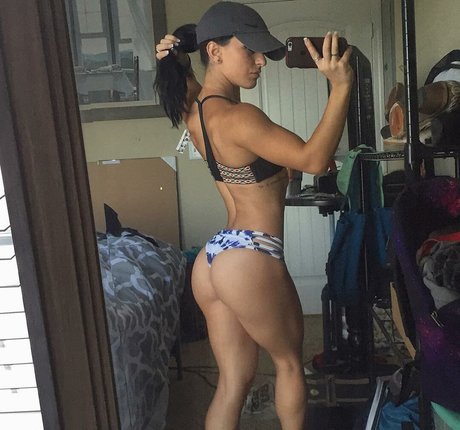 dicke asiatische onlyfans kostenlose schöne bild