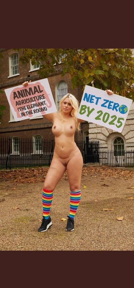 Laura Amherst schauspielerin nackte bild