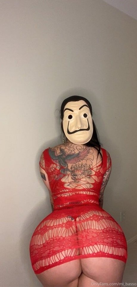 Micheli Basso pornostar nacktheit bild