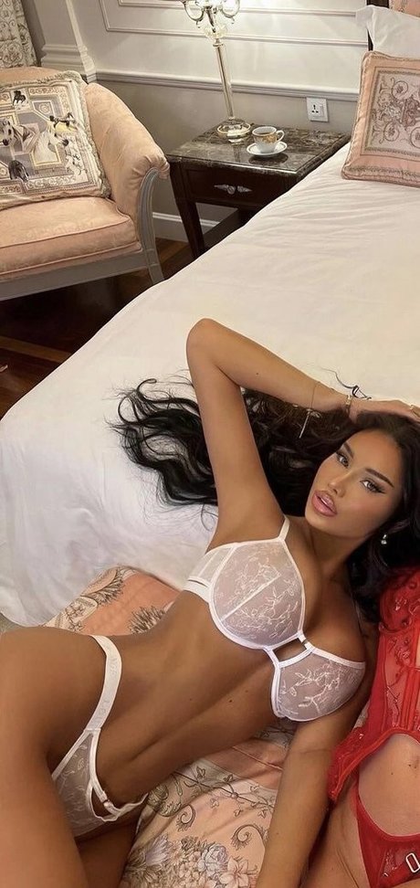 Adeleg erotische sexy fotos