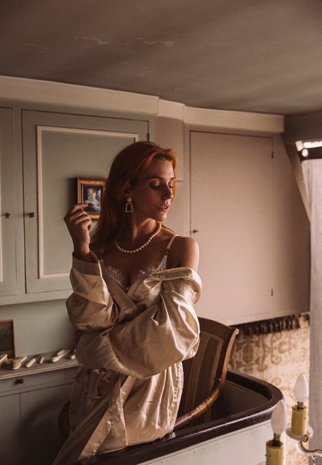 asiatisches teen solo onlyfans kunst nacktheit bild