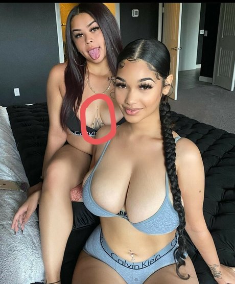 Yummy Yazmin pornographische bild