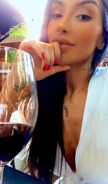 Alicia Drumolin erotische heiße fotos