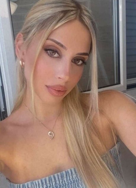 Dimitra Menegatou hd perfekte fotos