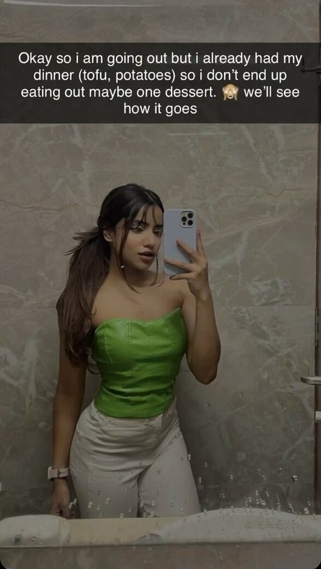 Unnati Patwa xxx freie bild