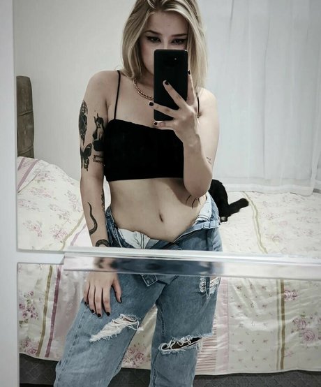 Rafaela Riggs freie hd galerien