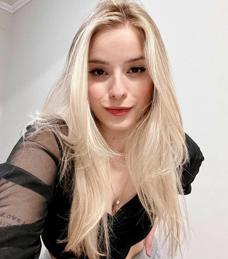 Rafaela Riggs hd erotische fotos