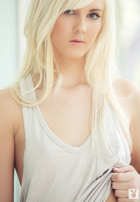 Holly Jean perfekte exklusive foto