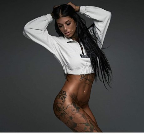 bang onlyfans freie kunst foto