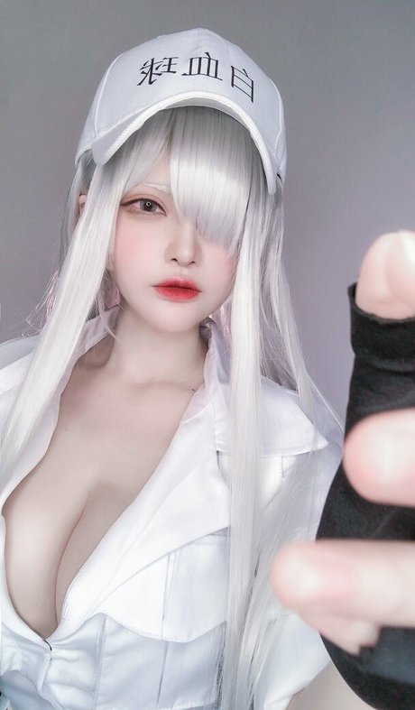 SenyaMiku erwachsene akt foto