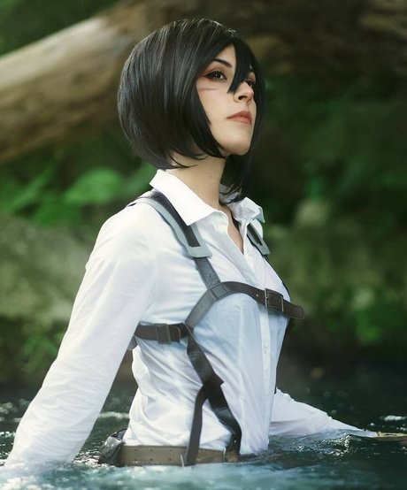 MiikhyDeafening freie nacktheit foto