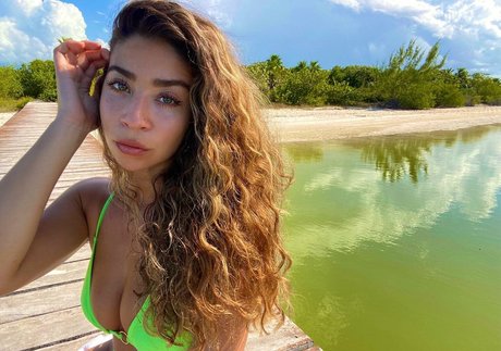 Natalia Jorquera porno hd fotos