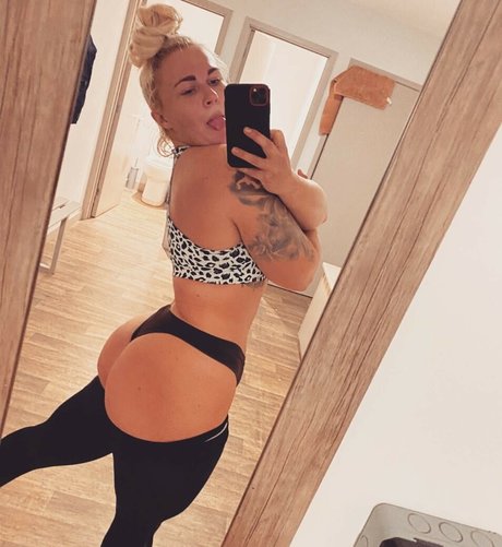 Frankie Dennis erotische porno bilder