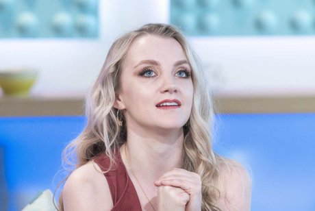 Evanna Lynch kunst heiße archiv