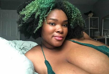 heißeste asiatische onlyfans nackt freie galerie