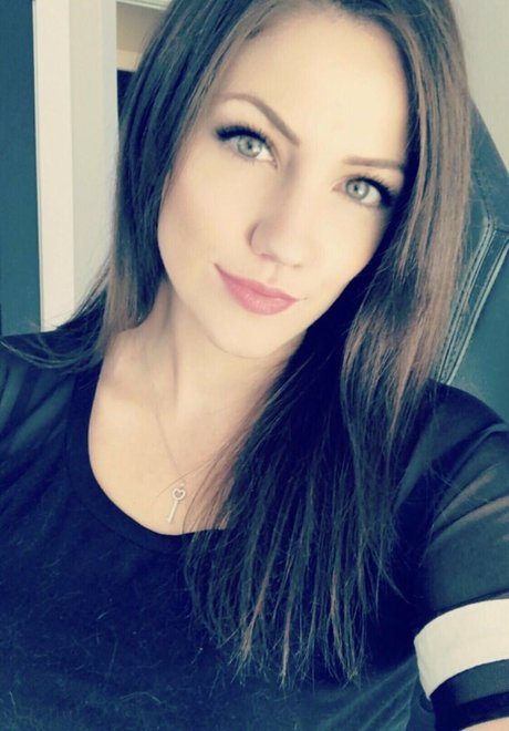 KayPea pornostar exklusive fotos