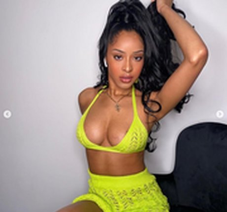 Nikkivictoria freie schöne foto