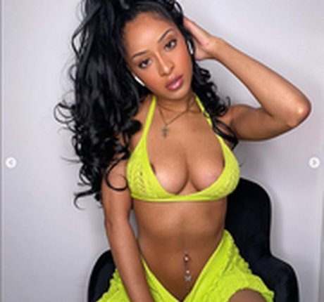 Nikkivictoria hübsche pornostar foto